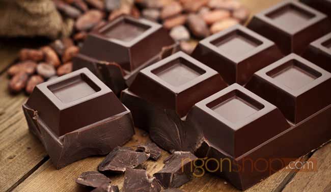 Sô cô la đen cũng chứa nhiều sắt